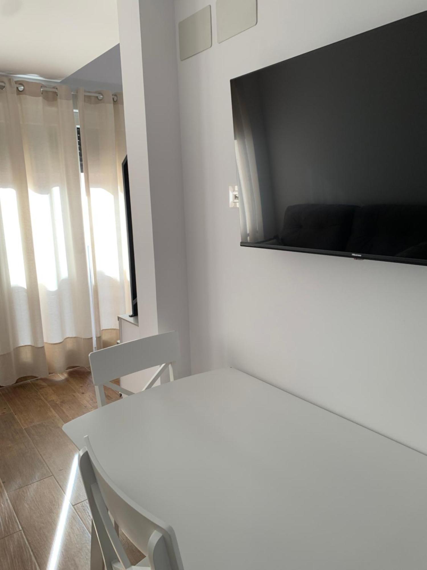 Apartamentos Lux Carrion Carrion De Los Condes Bagian luar foto