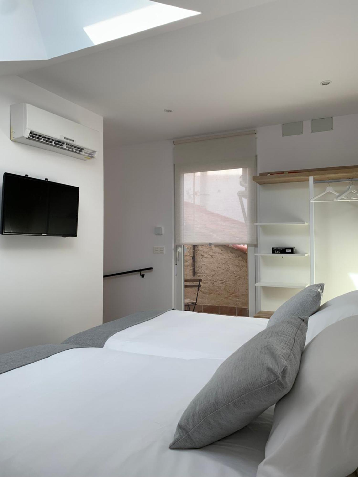 Apartamentos Lux Carrion Carrion De Los Condes Bagian luar foto