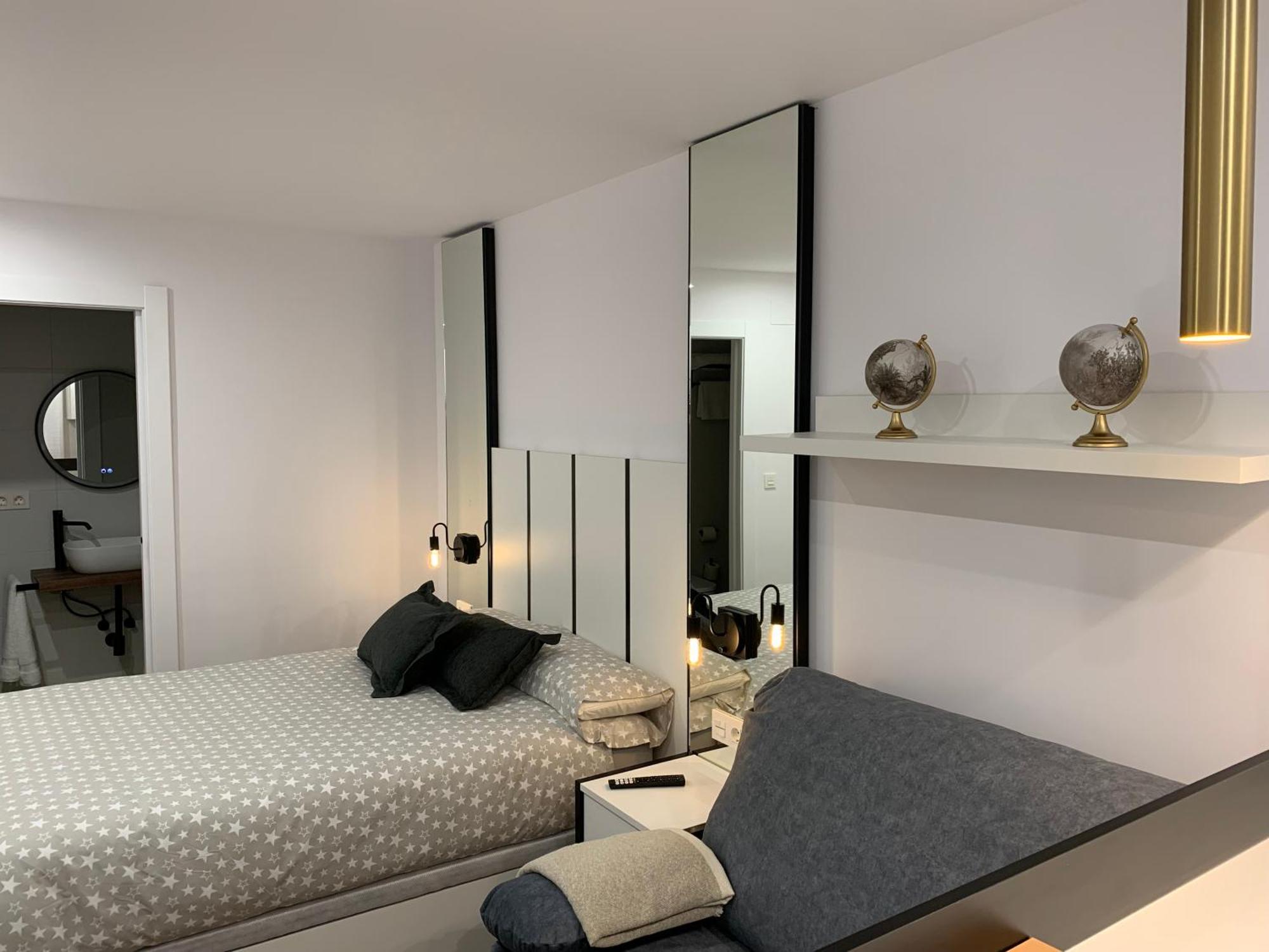 Apartamentos Lux Carrion Carrion De Los Condes Bagian luar foto